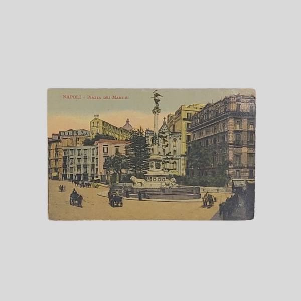 Cartolina Napoli Piazza dei Martiri